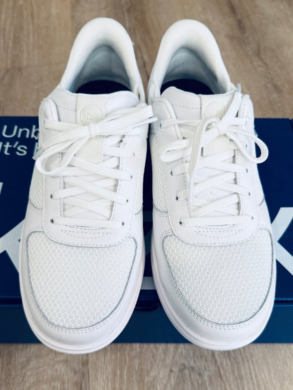 Like New - Kizik Brisbane Hands-Free Sneakers – White – Women's 8